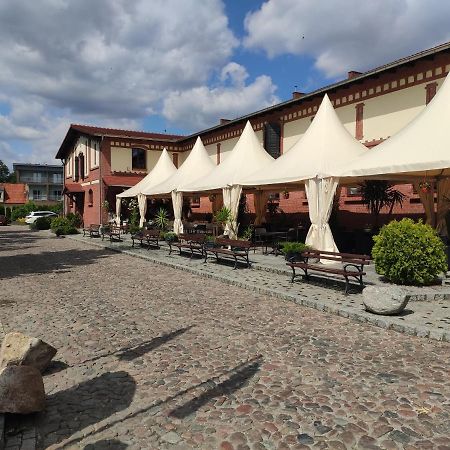Hotel Sandro Silver Leszno  Buitenkant foto