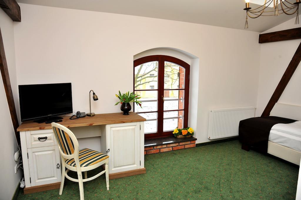 Hotel Sandro Silver Leszno  Kamer foto